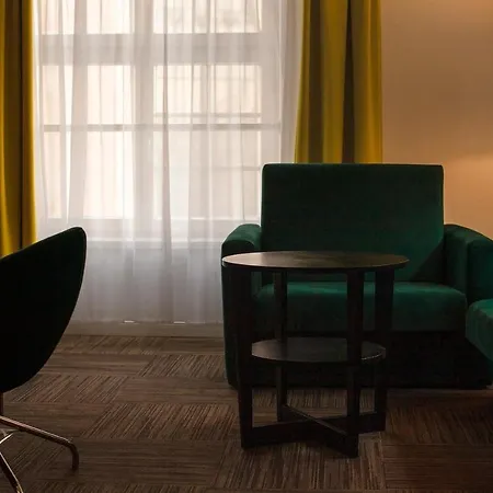 Hotel Artus - Old Town 3*