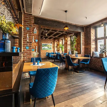 Artus - Old Town מלון 3*