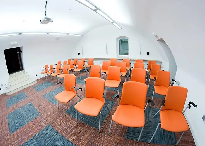 Artus - Old Town Hotel