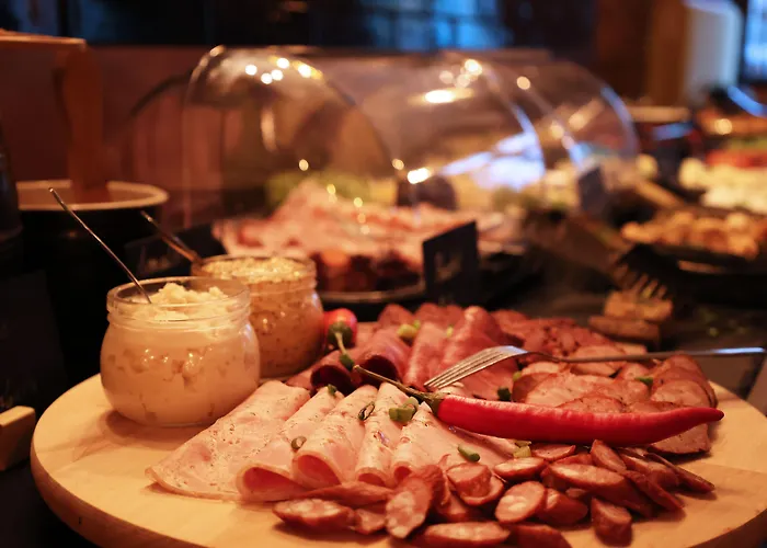 Hotel Artus - Old Town 3*