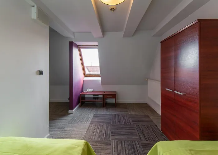 Hotel Artus - Old Town 3*